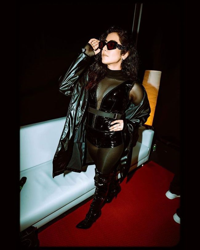 Staggering Poses Of Jonita Gandhi